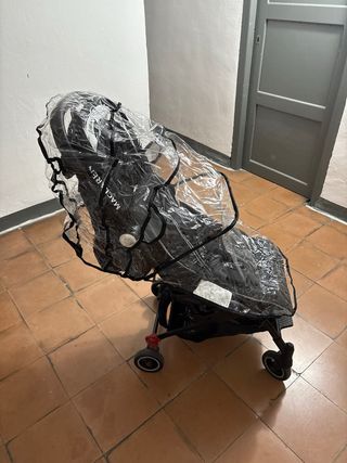 Carrito Maclaren Atom Negro