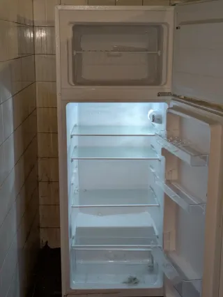 Nevera Edesa ETF-1411 WH/C Seminueva