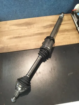 Palier GSP 235055 Mercedes Clase A/B