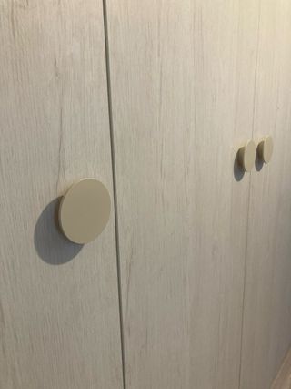 Armario 4 puertas  + armario zapatero 1 puerta