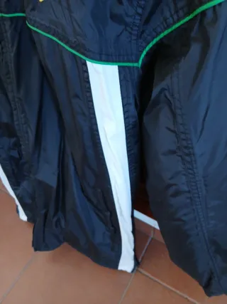 Chubasquero RBB Real Betis Talla L