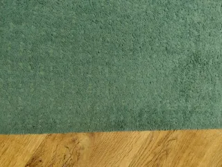 Alfombra gruesa color verde azulado