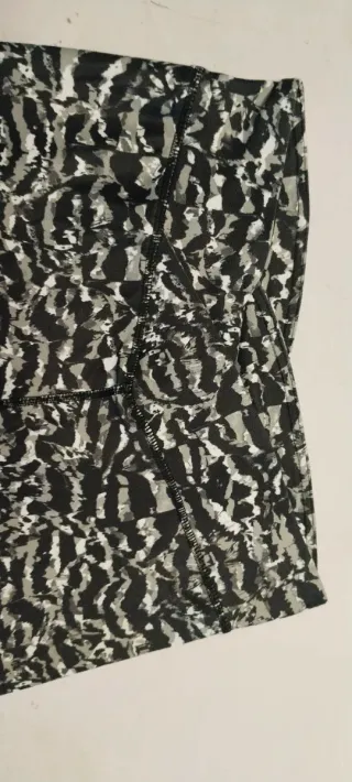 Leggings Capri Fabletics Talla M