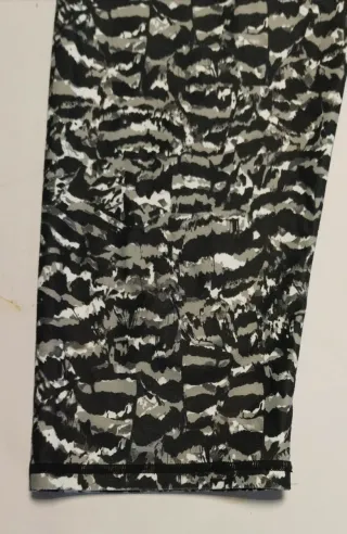 Leggings Capri Fabletics Talla M