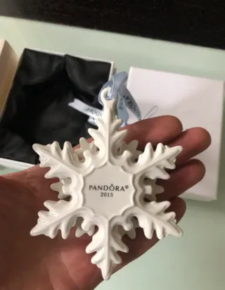 Pandora Ornamento Fiocco Neve Natale 2015