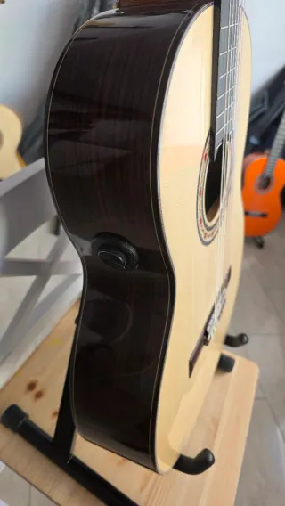 Guitarra Flamenca