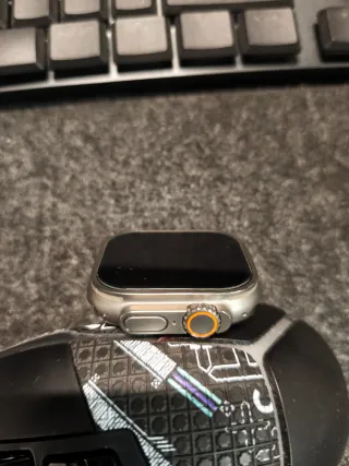 Apple Watch Ultra 2 + Accessori