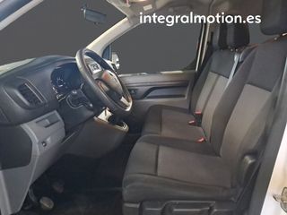Opel Vivaro 2.0 CDTI SS L1 Combi 9