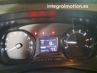 Opel Vivaro 2.0 CDTI SS L1 Combi 9