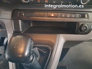 Opel Vivaro 2.0 CDTI SS L1 Combi 9