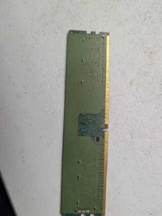 HP 16GB DDR4 3200MHz RAM (no funciona)