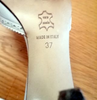 zapatos italianos crema, marca Divina, nº 37