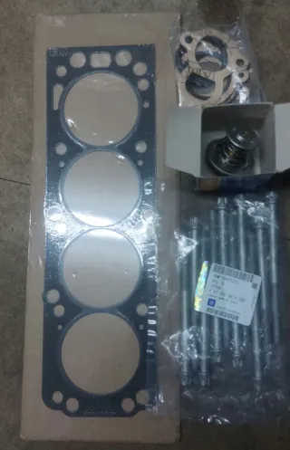 Lote piezas motor GM Kadett 1.6S