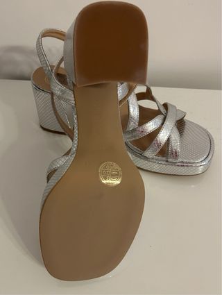 Sandali Unisa pelle metallizzata argento 41