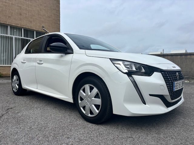 Peugeot 208 2022