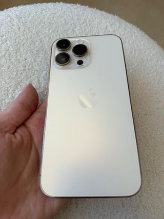 iPhone 14 Pro Max Dorado