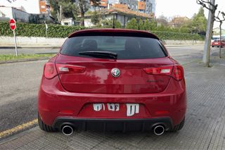 Difusor y escape doble Ulter Alfa Romeo Giulietta