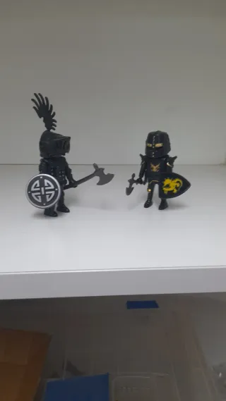 Set Playmobil Cavalieri Neri