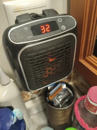 Calefactor Enchufe 800W  Cerámica hasta 32 grados