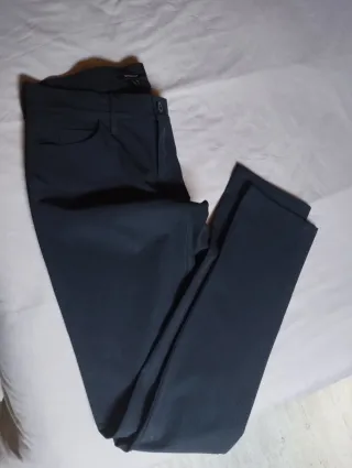 Pantalón Mango recto negro Talla M