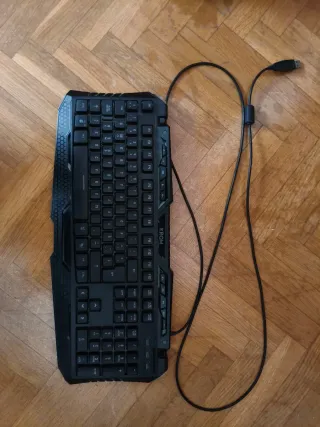 Teclado Krom Negro RGB Gaming  Tamaño 100%