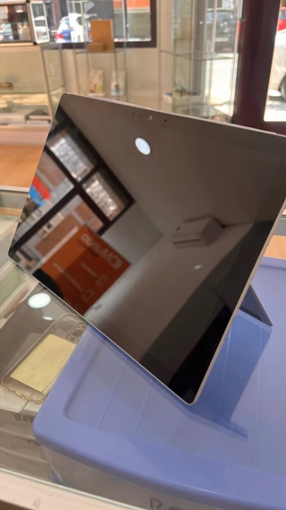 Surface Pro 6 Plata 128GB i5 8GB RAM