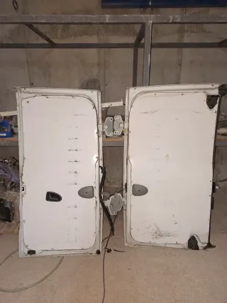 Puertas Trasera Renault Trafic 2012 Isotermo