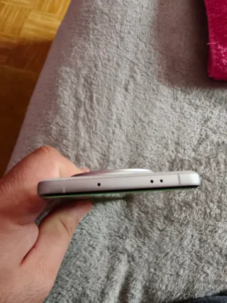 Oppo X8 Pro como nuevo