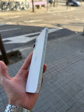 iPhone 16 Plus 128GB Plata