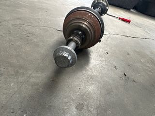 Palier delantero derecho 5Q0407272