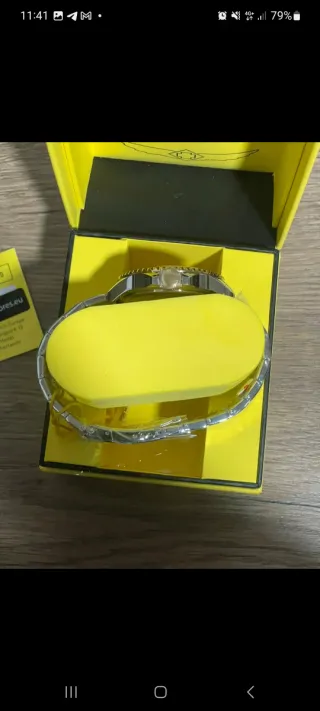 Reloj Invicta Pro Diver Negro/Dorado