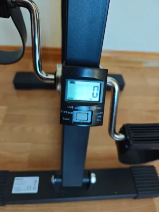 En Móstoles: Bicicleta estática pies y manos.