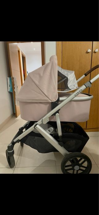 Carrito y capazo rosa Bebé UPPAbaby Vista V2