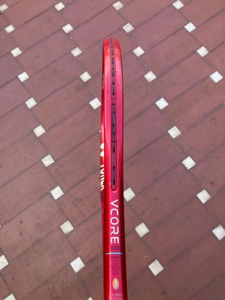 Raqueta Yonex Vcore 2026