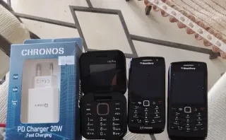 BlackBerry i16 Pro + Cargador CHRONOS 20W