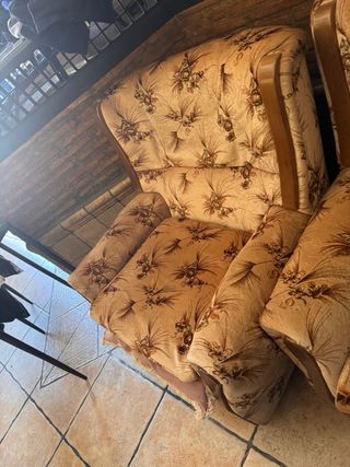 Sofá grande y sofá pequeño