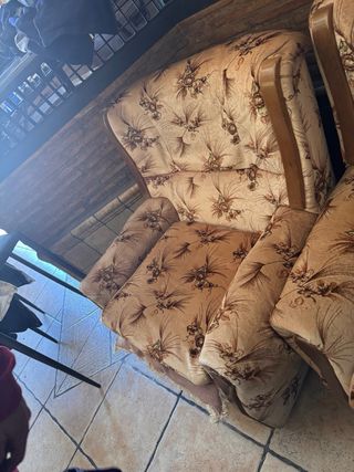 Sofá grande y sofá pequeño