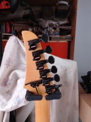 Washburn MG44 Guitarra Eléctrica Morada