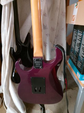 Washburn MG44 Guitarra Eléctrica Morada