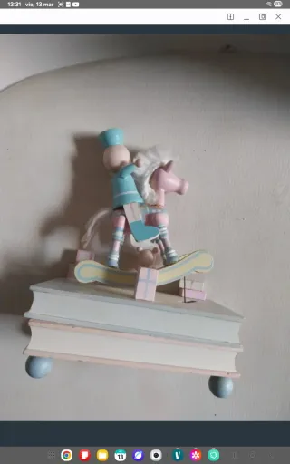 Mecedora infantil de madera