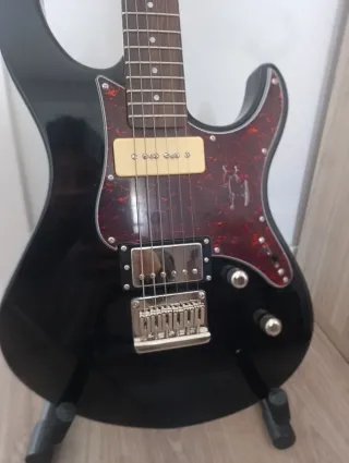 Yamaha Pacifica 311h Guitarra Eléctrica