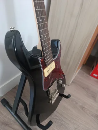 Yamaha Pacifica 311h Guitarra Eléctrica