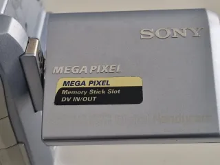 Videocámara Sony Mini DV DCR-PC105E