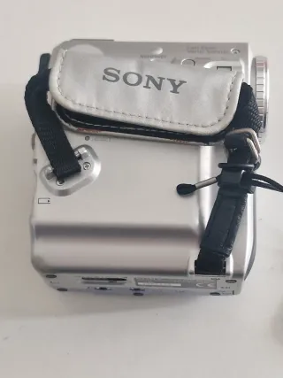 Videocámara Sony Mini DV DCR-PC105E