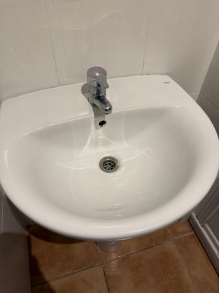 Pica baño sobre mueble Precio negociable