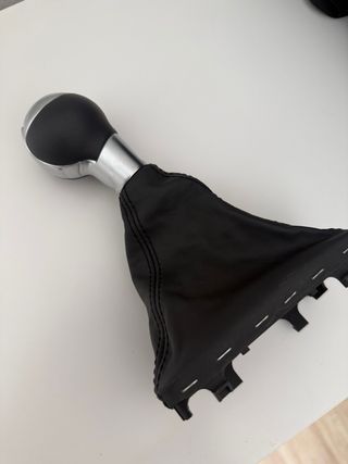 Pomo Audi S-Tronic Negro