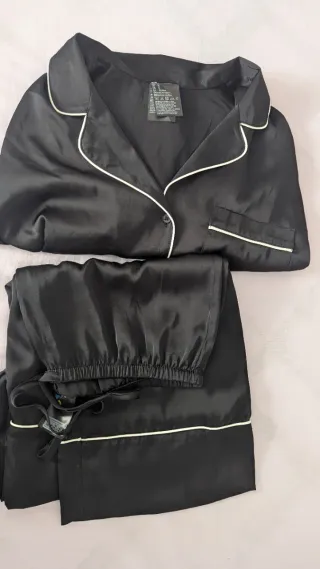 Pijama H&M Negro Satén o Pijama H&M rosa encaje