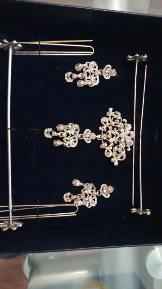 Aderezo Fallera niña Plata y rosa.