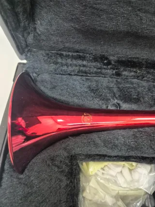 Trompeta HERALDO Sib 3 pistones Roja
