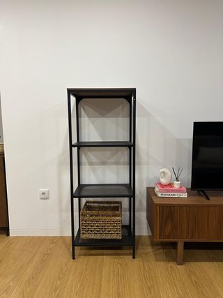 Estante Nogueira Metal e Madeira